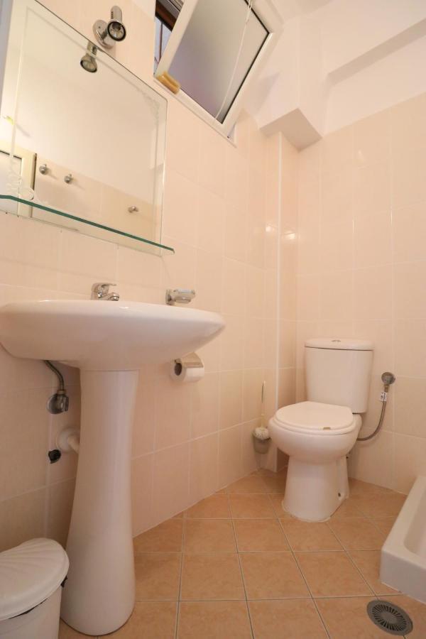 Apartments Vila Roboci Sarande Ngoại thất bức ảnh